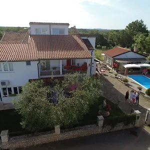 https://guest-house-sosi.in-istria.net